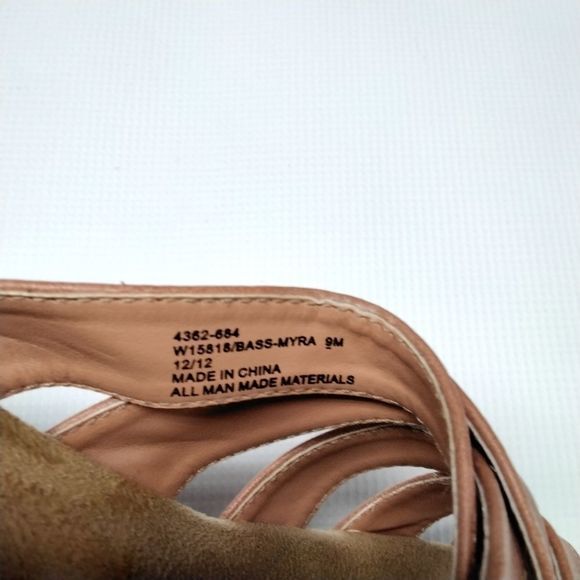 Bass Mule Clog NWOT. Size 9 Salmon Colored Platform Heeled - Picture 9 of 9